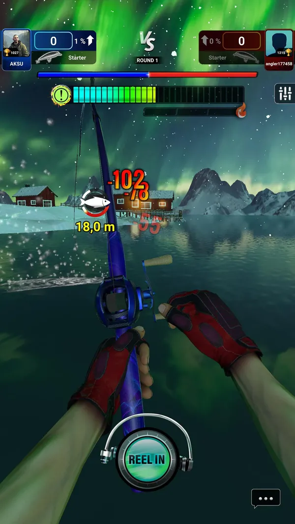 Fishing Strike: pesca noturna com aurora boreal e casas vermelhas na margem, peixe a 18.0 m